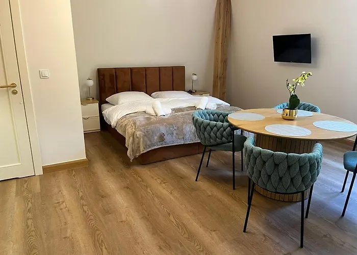 Lesna Przystan Kazub * Cieciorka