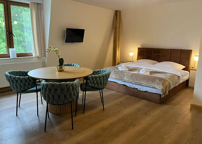 Lägenhet Lesna Przystan Kazub