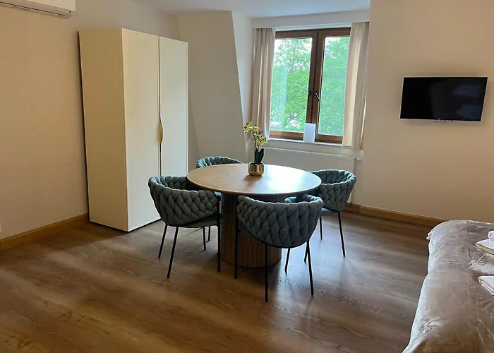 Lägenhet Lesna Przystan Kazub